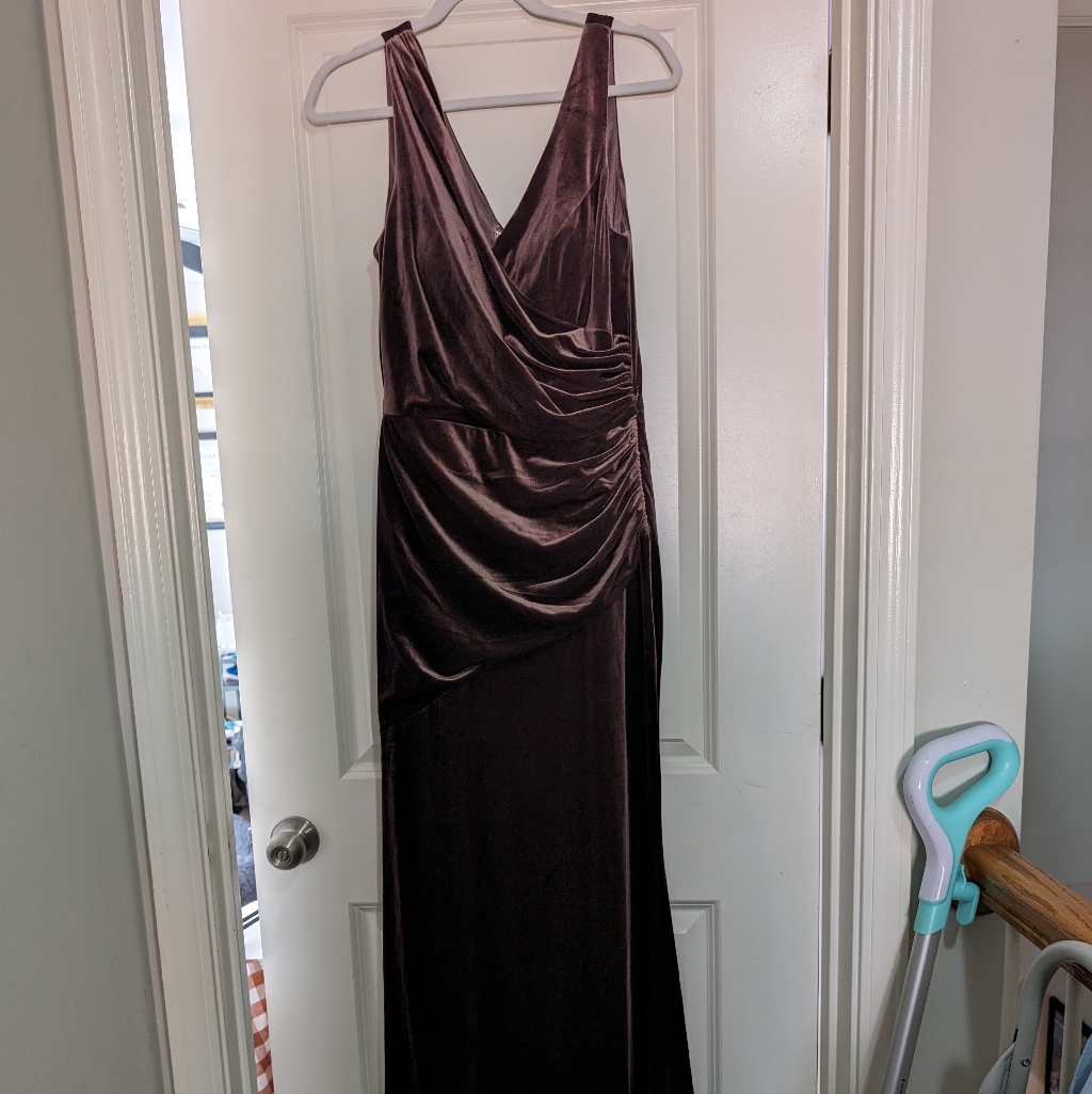 Revelry Dawson Velvet Evening Gown With Matching Tie